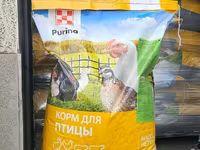 Broyler ve hiduska yemi
rusiya istehsali. PURINA — फ़ोटो 1