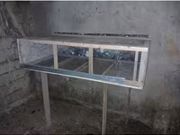 Bildirçin qəfəsi Uzunluq 152sm En 76sm Hündürlük 40sm Hazır — 照片 1