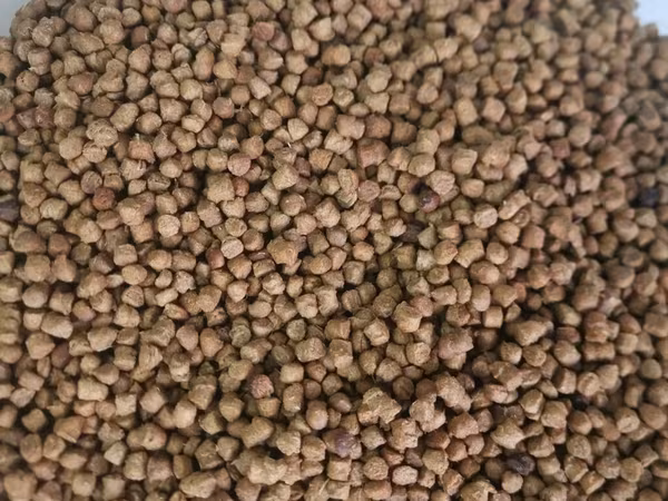 İtlər və Pşiklər üçün Tam təbii yemlər kimyəvi qatqısız Tərkibində GMO