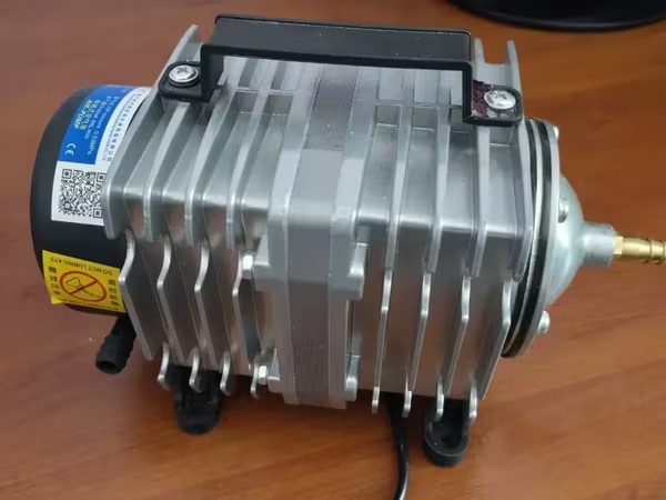 Օդամղիչ ակվարյում 80w 88L/m