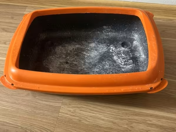 Məhsul: Açıq tip pişik tualeti (kum qabı) - Material: Bərk plastik -