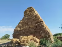 Խոտի տւկ անասնակեր — الصورة 1