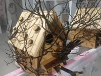 Təbii ağacdan hazırlanmış dekorativ quş evi - Material: tamamilə ağac — Foto 1