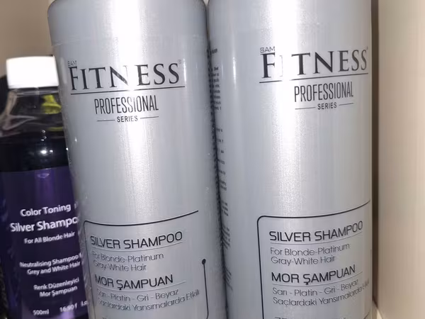 Məhsul: Silver (mor) şampunlar – sarı, platin, boz və ağ saçlar üçün
