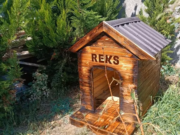 It yuvası it evi istəyə uyğun hər ölcüdə yığılır catdırılma ödənişlidi