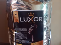 Uzerinden 1-2 kq işledilib hövsandadir Luxor Cat Food – Toyuqlu — 照片 2