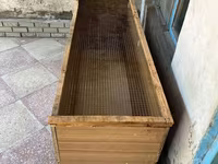 Taxta toyuq/broyler civcivləri üçün böyütmə qutusu (brooder) — 照片 4