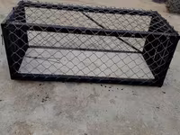 Metalkarkas canlı tələ/qəfəs - Material: qalın divarlı polad profil — Foto 1
