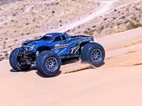 🛞4×4 Off Road Super sürətli maşın. 💨çox tez yerində sürətlənir 👍 hər — 照片 3