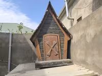Taxta dekorativ it yuvası/evciyi - Material: tam taxta (şalban və — 照片 2