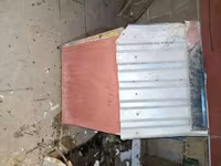 Taxta və metal damlı it evi - Material: korpus – qalın taxtadan; dam — 照片 3