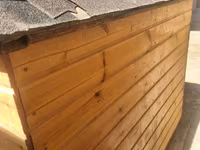 Taxta it evi - Material: təbii taxta panellər, möhkəm karkas - Dam — 照片 3