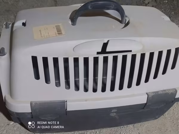 Ev heyvanı üçün daşıma çantası/konteyner - Material: möhkəm plastik