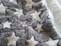 Теплый плед/подстилка для домашних животных + лежанка PET FAMILY — Foto 2